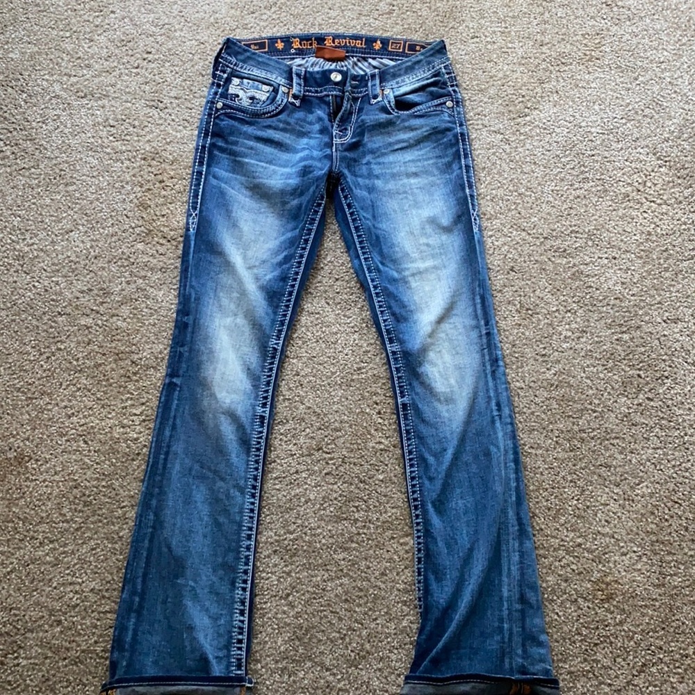 Rock revival boot jean's size 8/27. Worn a couple of times, great condition.